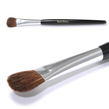 Rosy Rosa: Kumano Brush for Eyeshadow